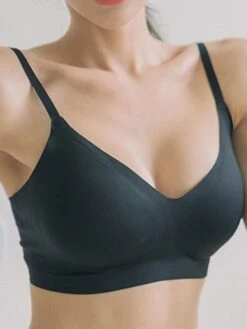 Women's Wireless Bras Padded Bras Sports Bras Fixed Straps 3/4 Cup V Neck Breathable Running Push Up Pure Color Pull-On Closure Sport Casual Daily Nylon 1PC Green Black / Bras & Bralettes / 1 PC -Ladies Pajamas Store dkyczb1646734303849