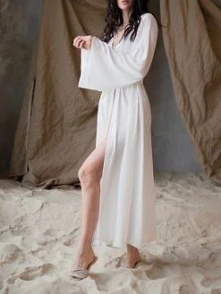 Women's Pajamas Bathrobe Robes Gown Pure Color Simple Casual Comfort Wedding Party Satin Breathable V Wire Long Sleeve Fall Winter Black White 21 Women's Pajamas Bathrobe Robes Gown Pure Color Simple Casual Comfort Wedding Party Satin Breathable V Wire Long Sleeve Fall Winter Black White -Ladies Pajamas Store ibzrae1693206717949