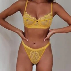 Women's Underwire Bras 3/4 Cup Pure Color Flower / Floral Hook & Eye Wedding Party Date Valentine's Day Polyester Sexy 1 Set White Black / Bra & Panty Set