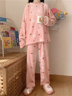 Women's Fleece Coral Pajamas Sets Cartoon Fruit Fashion Plush Casual Home Daily Bed Coral Breathable Crew Neck Long Sleeve Pant Summer Fall Lotus Pink Black -Ladies Pajamas Store nzqplv1697103818615