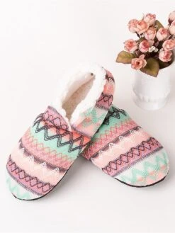 Women's Fluffy Slipper Socks Stripe Color Combo Casual Comfort Soft Home Daily Acrylic Warm Fall Winter Black Gray Pink Green