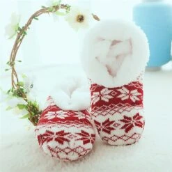 Women's Christmas Socks Snowflake Casual Comfort Home Fleece Warm Fall Winter Black Red 10 Women's Christmas Socks Snowflake Casual Comfort Home Fleece Warm Fall Winter Black Red -Ladies Pajamas Store pwrfsa1690959818238