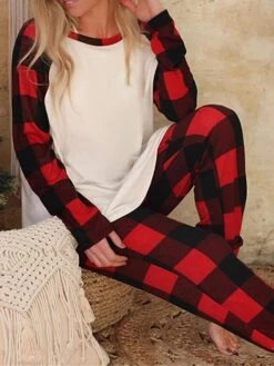 Women's Christmas Pajamas Grid / Plaid Simple Casual Comfort Polyester Breathable Gift Crew Neck Long Sleeve T Shirt Tee Pant Fall Winter Red -Ladies Pajamas Store sjtvgd1695628306923