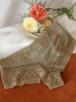 Women's Flower Lace Hole Simple Pure Color Basic Panties Brief Micro-elastic Mid Waist Sexy Nylon 1 PC Green One-Size -Ladies Pajamas Store xpjexh1637930143814