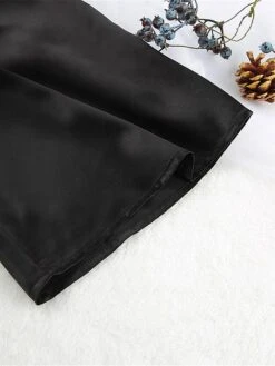 Women's Pajamas Bathrobe Robes Gown Pure Color Simple Casual Comfort Wedding Party Satin Breathable V Wire Long Sleeve Fall Winter Black White 19 Women's Pajamas Bathrobe Robes Gown Pure Color Simple Casual Comfort Wedding Party Satin Breathable V Wire Long Sleeve Fall Winter Black White -Ladies Pajamas Store zjpyfj1693206728013